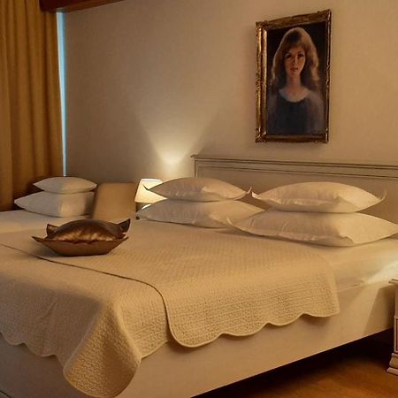 Guest House Fenix Brela Δωμάτιο φωτογραφία